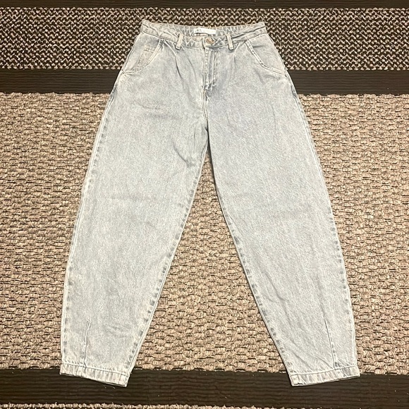 Zara Barrel Leg Jeans Women’s Sz 4 High Rise Balloon Wide Taper Denim Minimalist - Picture 1 of 5